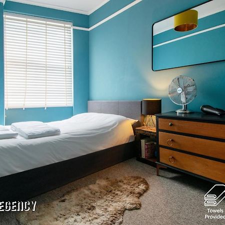 The Regency Central Modern Apartment Брайтонн Экстерьер фото